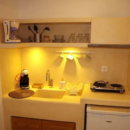 Xenios Zeus 公寓 *